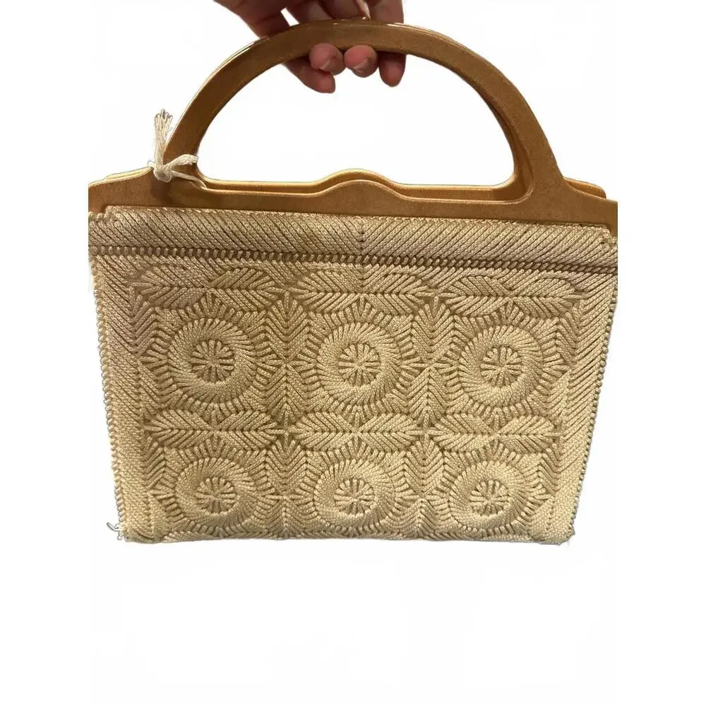 70s Vintage Needlepoint Boho Handbag with Wood Handle - Picture 4 of 5